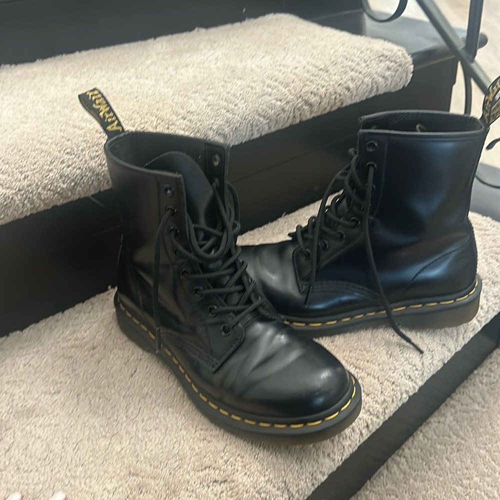 Doc Martens airwair, women’s size 8